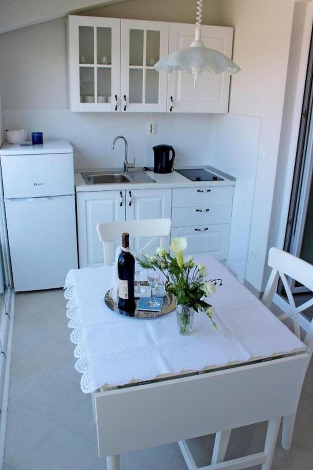 Adriona Apartment