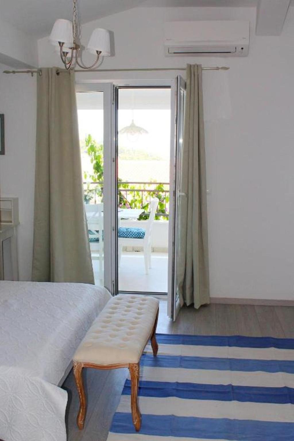 Apartment Adriona