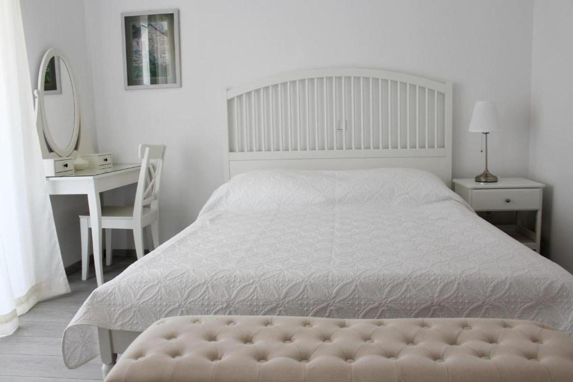 Adriona Apartment