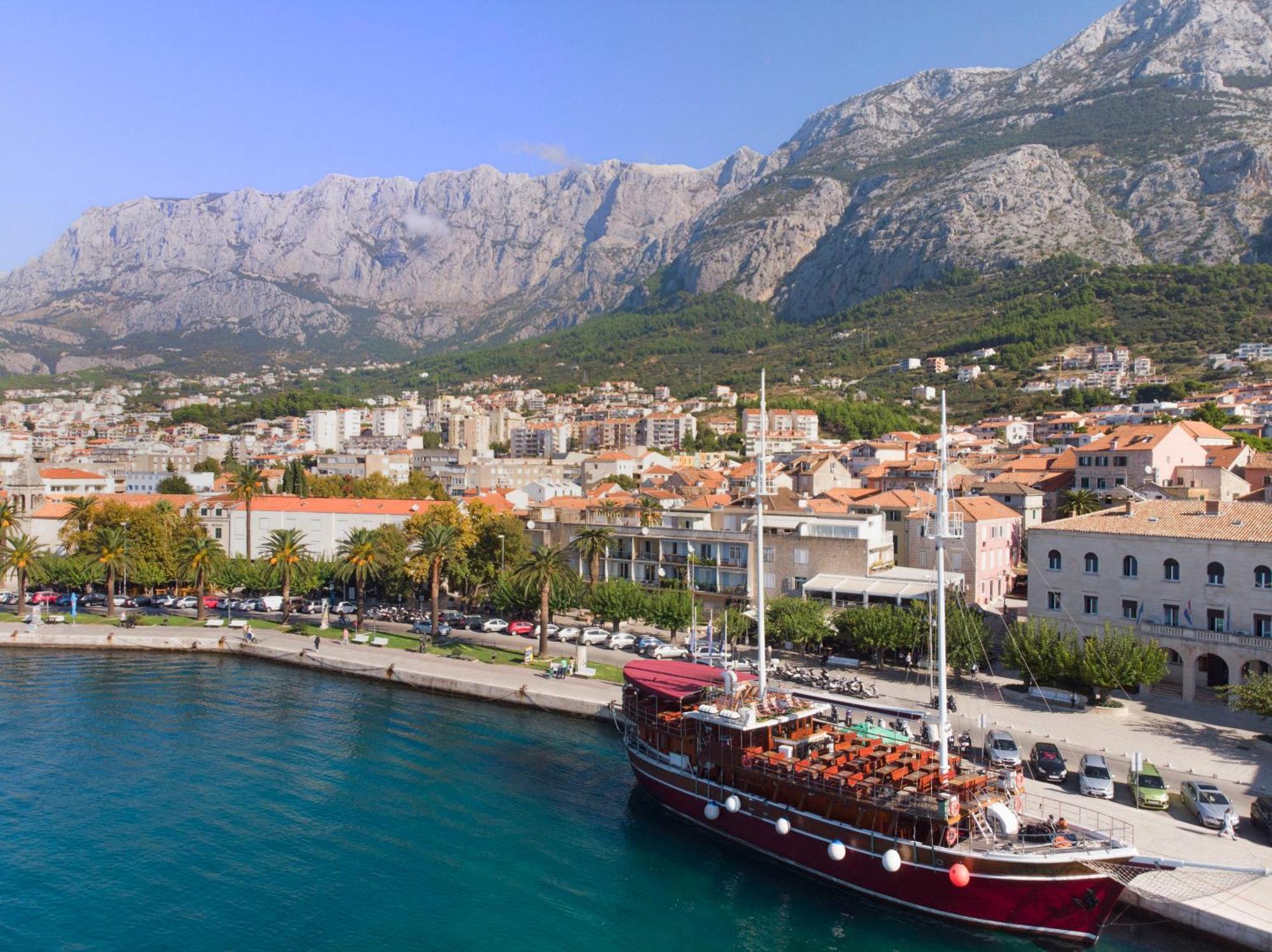 Adriona Makarska